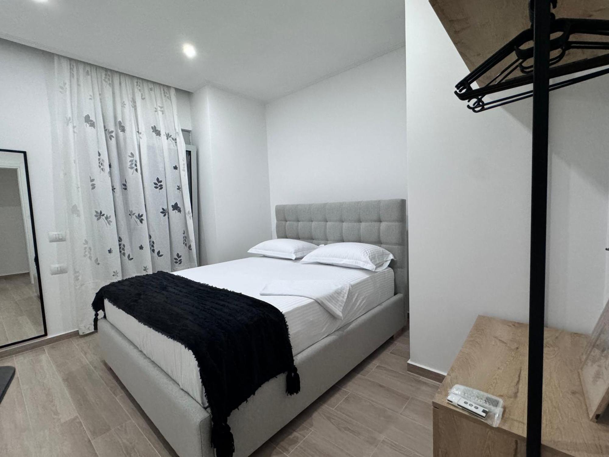 Sunset Hill Apartments Saranda Dış mekan fotoğraf