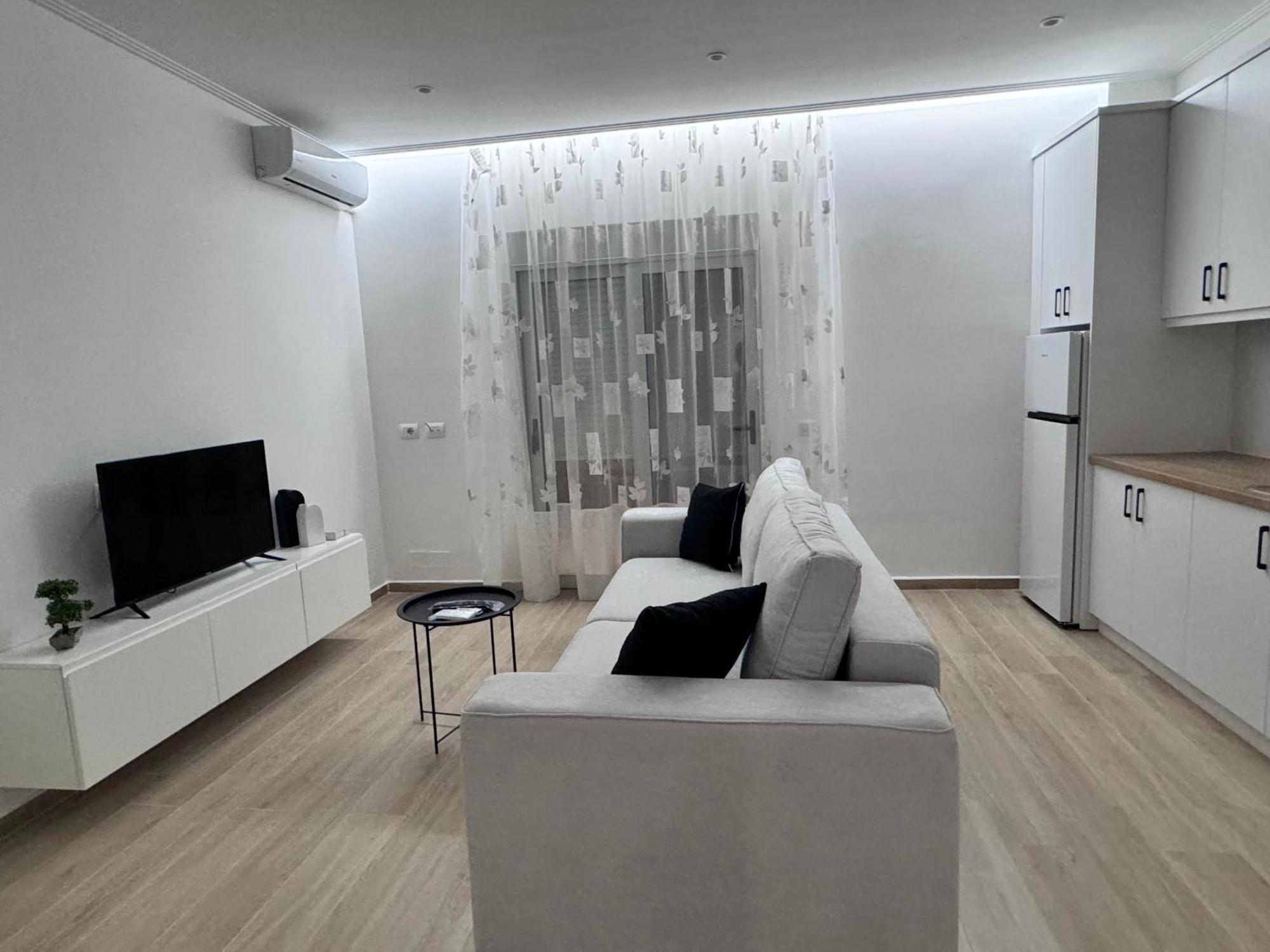 Sunset Hill Apartments Saranda Dış mekan fotoğraf